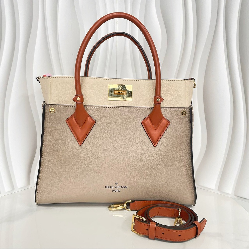 Louis Vuitton Onthego MM Tri-Color Leather Tote Bag - Picture 1 of 12